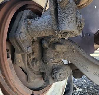 Freightliner M2 106 Right Spindle