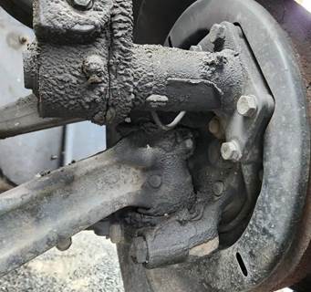 Freightliner M2 106 Left Spindle