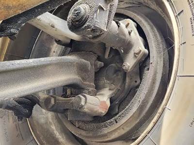 Freightliner M2 106 Left Spindle