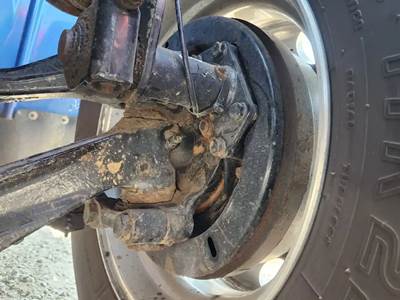 Freightliner M2 106 Left Spindle
