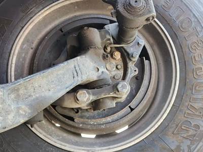 Freightliner M2 106 Left Spindle