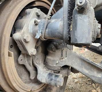 Freightliner M2 106 Right Spindle