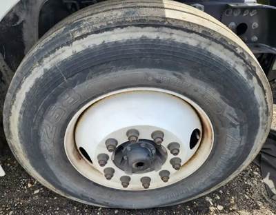 Freightliner M2 112 Right Spindle for a 2016 Freightliner M2 112 Medium Duty