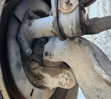Freightliner M2 112 Right Spindle for a 2007 Freightliner M2 112 Medium Duty