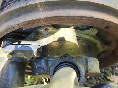 Freightliner M2 112 Right Spindle for a 2016 Freightliner M2 112 Medium Duty