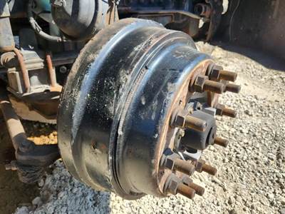 Freightliner M2 112 Right Spindle for a 2018 Freightliner M2 112 Medium Duty