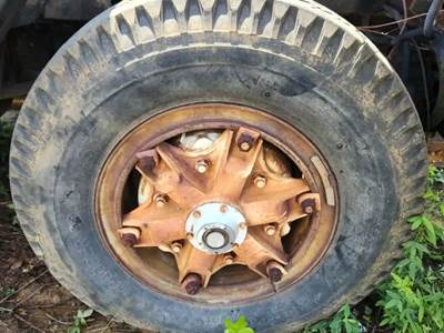 GMC Brigadier Right Spindle