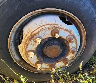 GMC C4500 Left Spindle