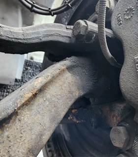 GMC C5500 Left Spindle