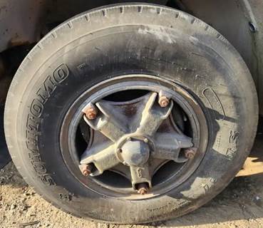 GMC C7000 Left Spindle