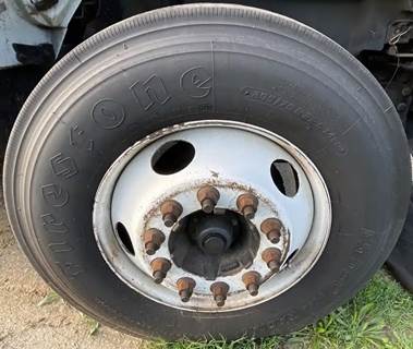 GMC C7500 Right Spindle