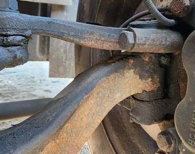 GMC C7500 Left Spindle