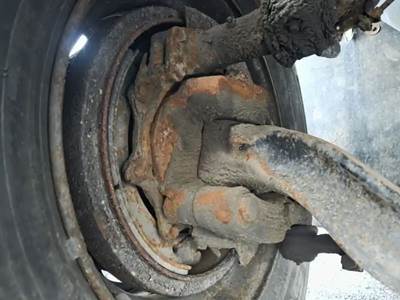 GMC C7500 Right Spindle