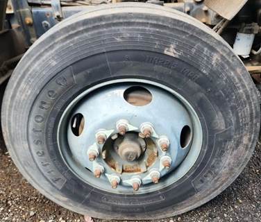 GMC T7500 Right Spindle