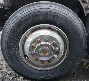 GMC TopKick C7000 Left Spindle for a 1994 GMC C7000 Topkick