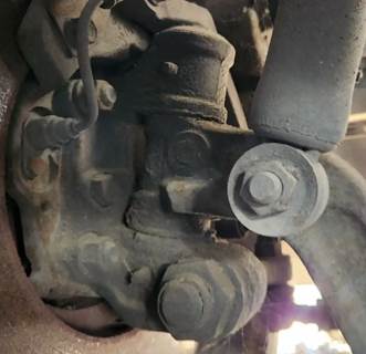 GMC W4500 Right Spindle