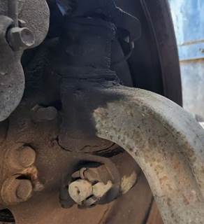 Hino 195 Right Spindle