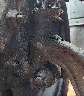 Hino 195 Right Spindle