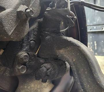 Hino 195 Right Spindle