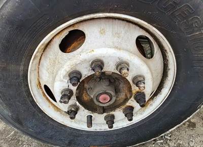 Hino 268 Left Spindle