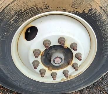 Hino 268 Right Spindle