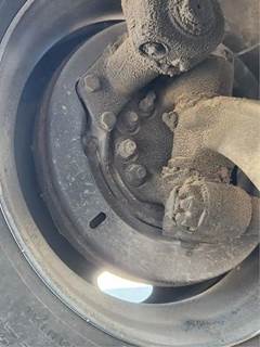 Hino 268 Right Spindle