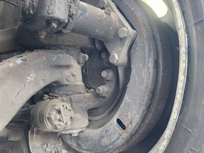 Hino 268 Left Spindle