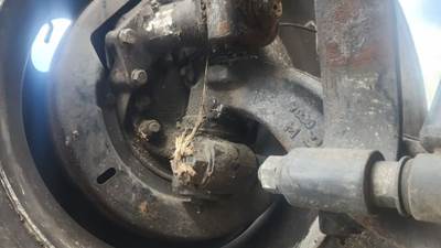 Hino 268 Right Spindle