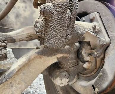 Hino 268 Left Spindle