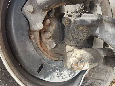 Hino 268 Right Spindle