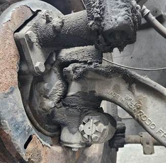 Hino 268 Right Spindle