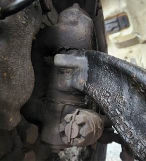 Hino 268 Right Spindle