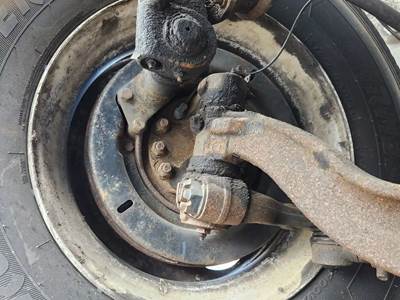 Hino 268 Right Spindle