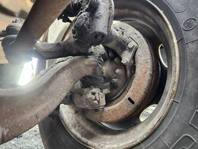 Hino 268 Left Spindle