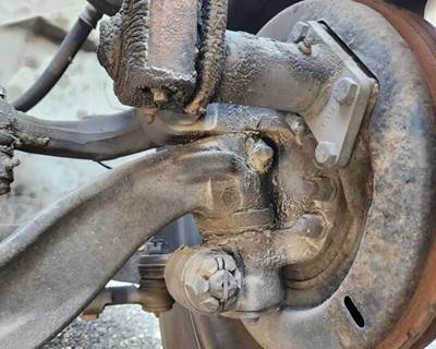 Hino 338 Left Spindle