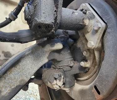 Hino 338 Left Spindle