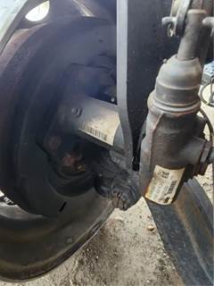 Hino L6 Right Spindle