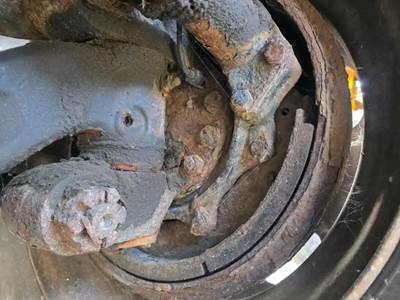 International 2574 Left Spindle