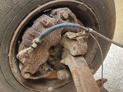 International 4200 Right Spindle