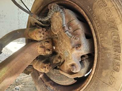 International 4200 Left Spindle