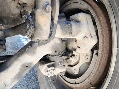 International 4300 Spindle