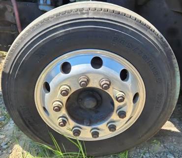 International 4300LP Left Spindle for a 2009 International 4300 LP