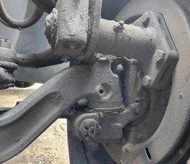 International 4400 Left Spindle