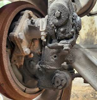 International 4400 Right Spindle