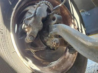 International 4700 Right Spindle