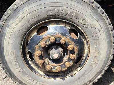 International 7400 Left Spindle