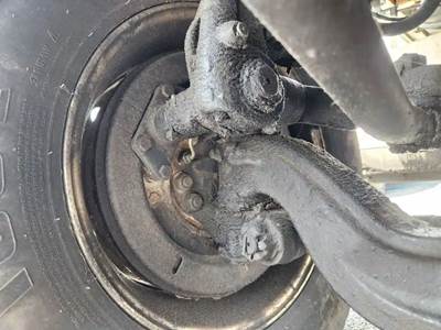 International 7500 Right Spindle