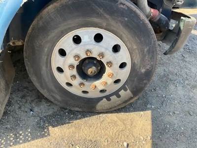 International 8600 Left Spindle