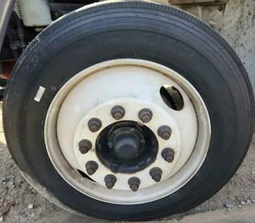 International DuraStar 4300 Left Spindle