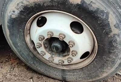 International DuraStar 4300 Right Spindle